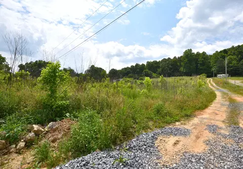 232 SE Horton Rd, Cleveland, TN 37323