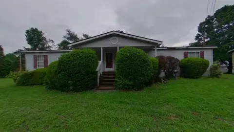 156 Bow Point Cir, La Follette, TN 37766