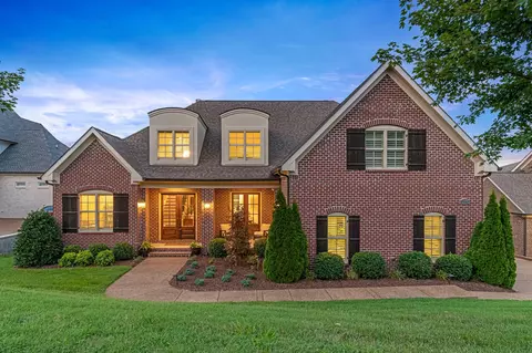 314 Holcombe Ln, Franklin, TN 37064