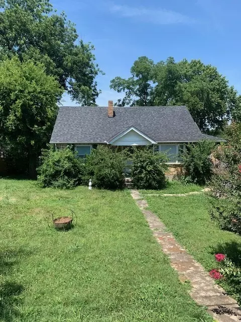 5904 Maxon Ave, Nashville, TN 37209