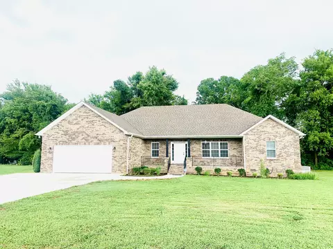 47 Colonial Dr, Winchester, TN 37398