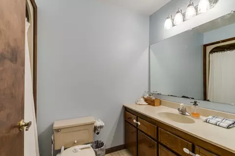 Bath - 2987 Rock Rd, Morrison, TN 37357 photo 3 of 3