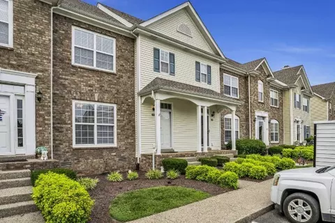 3035 Newport Valley Cir, Thompsons Station, TN 37179