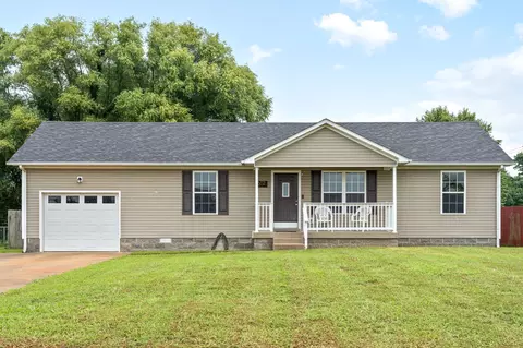 602 Avondale Rd, Oak Grove, KY 42262