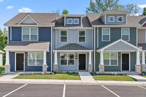 137 Davis Ridge Ln, Clarksville, TN 37040