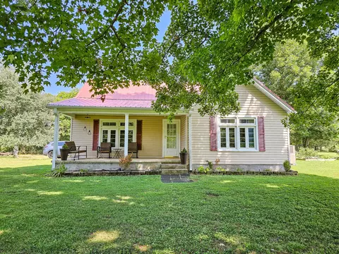 330 Sims Spring Rd, Shelbyville, TN 37160