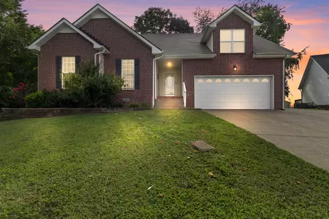 1644 Cedar Springs Ct, Clarksville, TN 37042