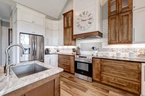1328 Barry Ln, Gallatin, TN 37066