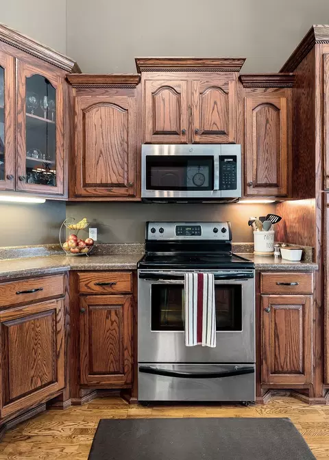 Kitchen - 197 Simons Blvd, Morrison, TN 37357 photo 2 of 2
