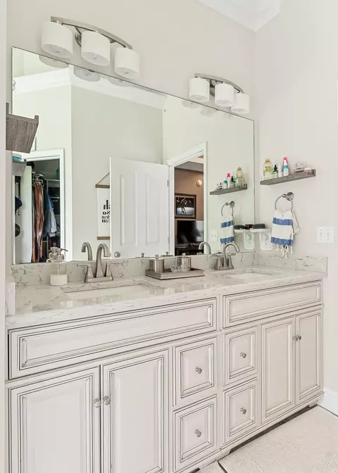 Bath - 197 Simons Blvd, Morrison, TN 37357 photo 5 of 8