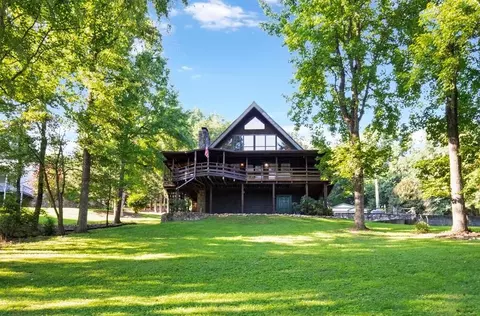 380 Luckey Ln, Sparta, TN 38583