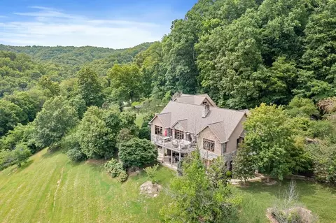 1115 Maynard Ridge Rd, Silver Point, TN 38582 photo 2