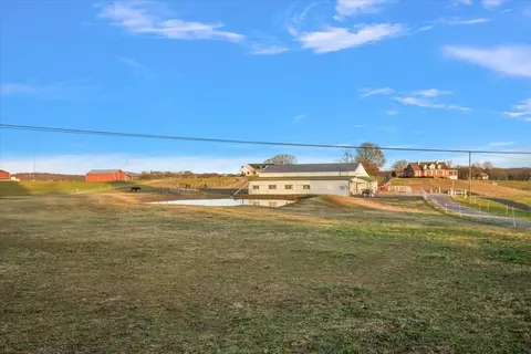 143 Coble Rd, Shelbyville, TN 37160