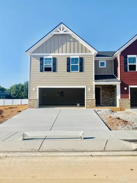 348 Ezra St, Pleasant View, TN 37146