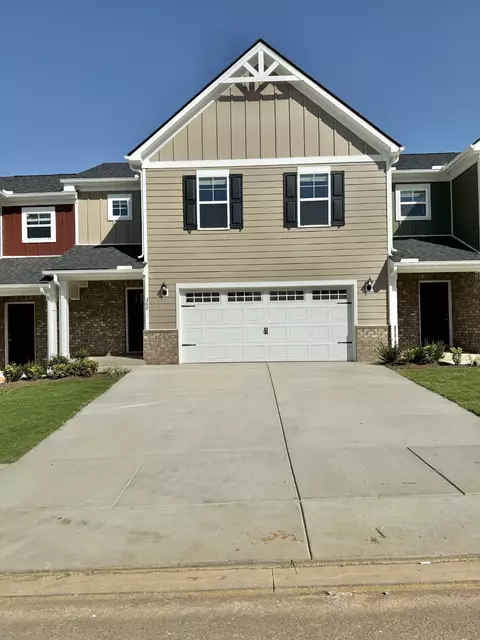 320 Ezra St, Pleasant View, TN 37146