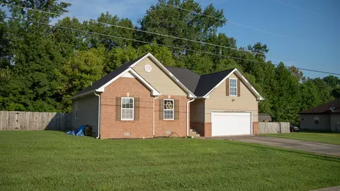 156 Filly Ln, Springfield, TN 37172