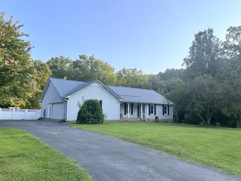 409 River Bluff Dr W, Manchester, TN 37355