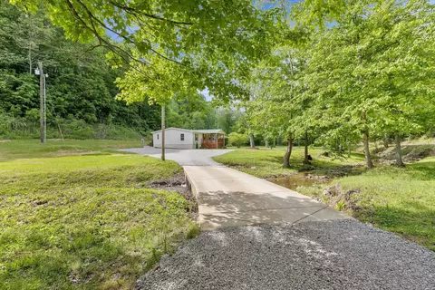 3743 Sulphur Springs Branch Rd, Columbia, TN 38401