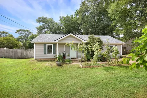 613 Cedar Bend Ln, La Vergne, TN 37086