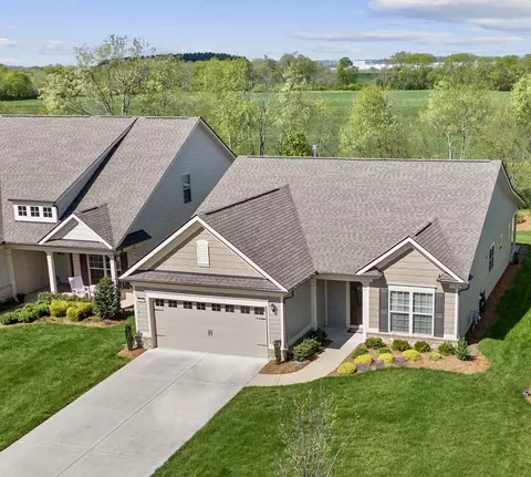 2217 Henderson Dr, Spring Hill, TN 37174