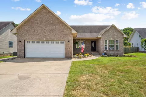 492 Comanche Ct, Clarksville, TN 37042