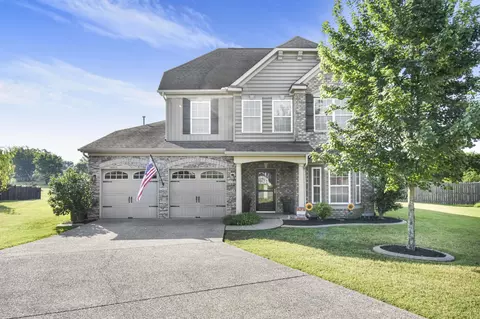 143 Remington Ave, Gallatin, TN 37066