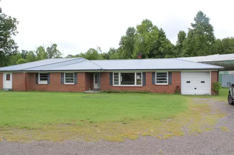 2638 Allen Ferry Rd, Smithville, TN 37166
