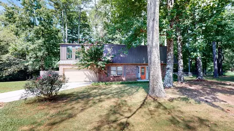 7 Sharpes Hollow Rd, Fayetteville, TN 37334