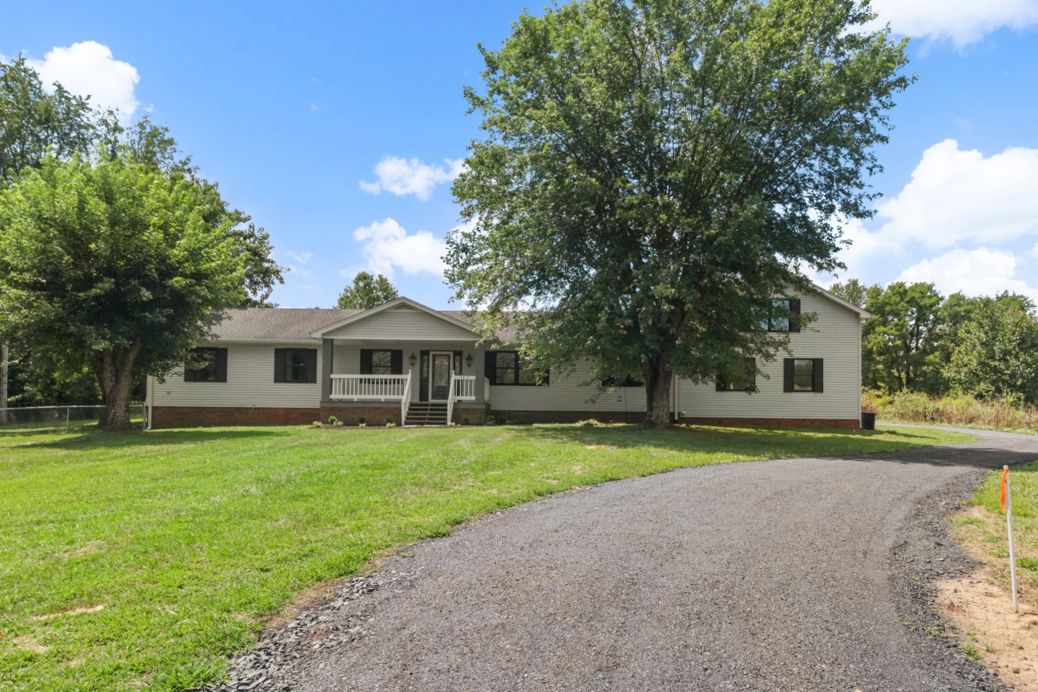 9895 Old Hwy 52  