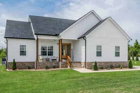 52 Droon Dr, Mcminnville, TN 37110