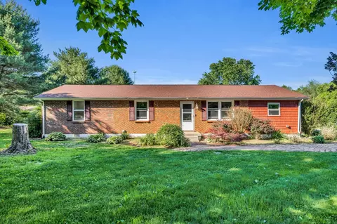 2648 Mosley Ferry Rd, Ashland City, TN 37015