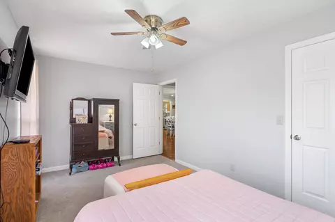 Bedroom - 6175 Highway 49 E, Springfield, TN 37172 photo 4 of 5