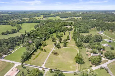 313 Makarios Ln, Mcminnville, TN 37110