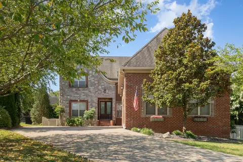 434 Creekview Dr, Murfreesboro, TN 37128