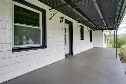 104 Brook Dr, Dickson, TN 37055 photo 3
