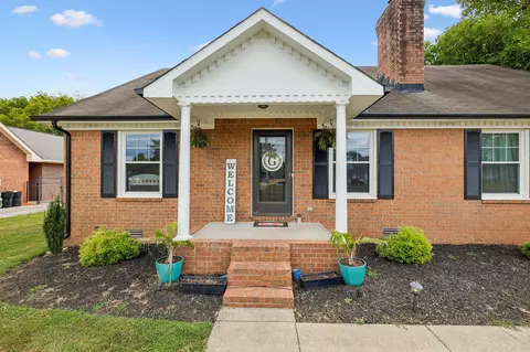 305 Mayflower Dr, Smyrna, TN 37167