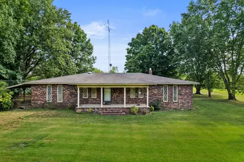 6395 Pumping Station Rd, Cypress Inn, TN 38452