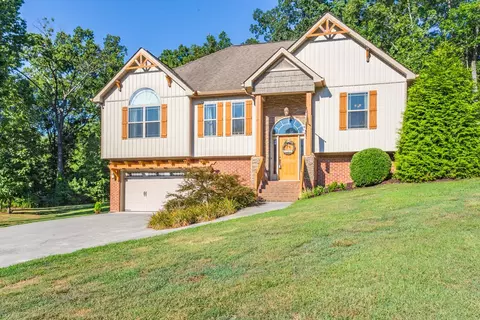 1035 Durham St, Dalton, GA 30721 photo 1
