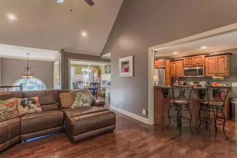 1035 Durham St, Dalton, GA 30721 photo 8