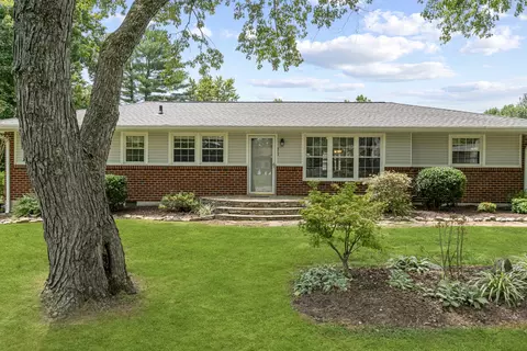 218 Crestland Dr, Columbia, TN 38401