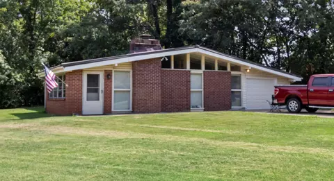 7 Concord Dr, Clarksville, TN 37042