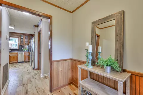 Entry Way - 1404 Ringwald Rd, Murfreesboro, TN 37130 photo 1 of 3