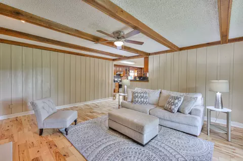 Living - 1404 Ringwald Rd, Murfreesboro, TN 37130 photo 1 of 1