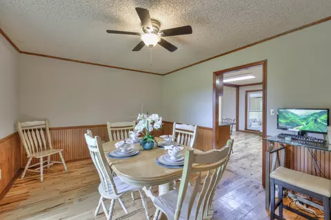 Dining - 1404 Ringwald Rd, Murfreesboro, TN 37130 photo 1 of 3