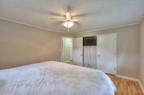 Bedroom - 1404 Ringwald Rd, Murfreesboro, TN 37130 photo 4 of 5