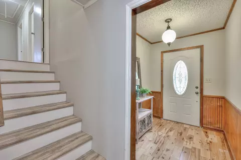 Entry Way - 1404 Ringwald Rd, Murfreesboro, TN 37130 photo 3 of 3