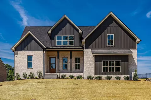 343 Raintree Dr, Hendersonville, TN 37075