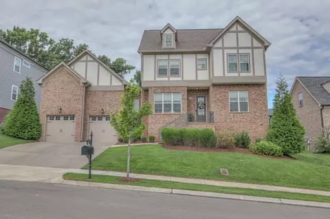 255 Circuit Rd, Franklin, TN 37064