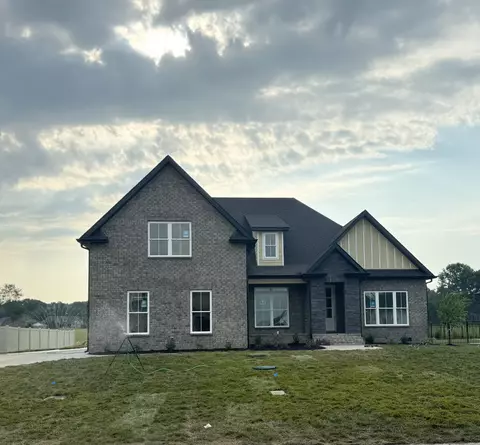 2649 Holly Springs Dr, Murfreesboro, TN 37128