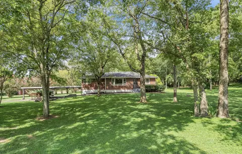 400 Farris Ave, Madison, TN 37115